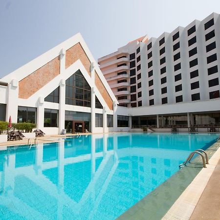 Rimpao Hotel Kalasin Esterno foto