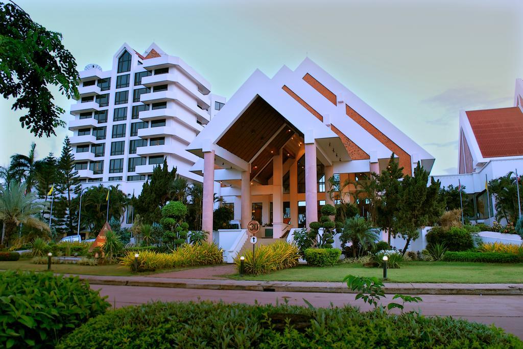 Rimpao Hotel Kalasin Esterno foto
