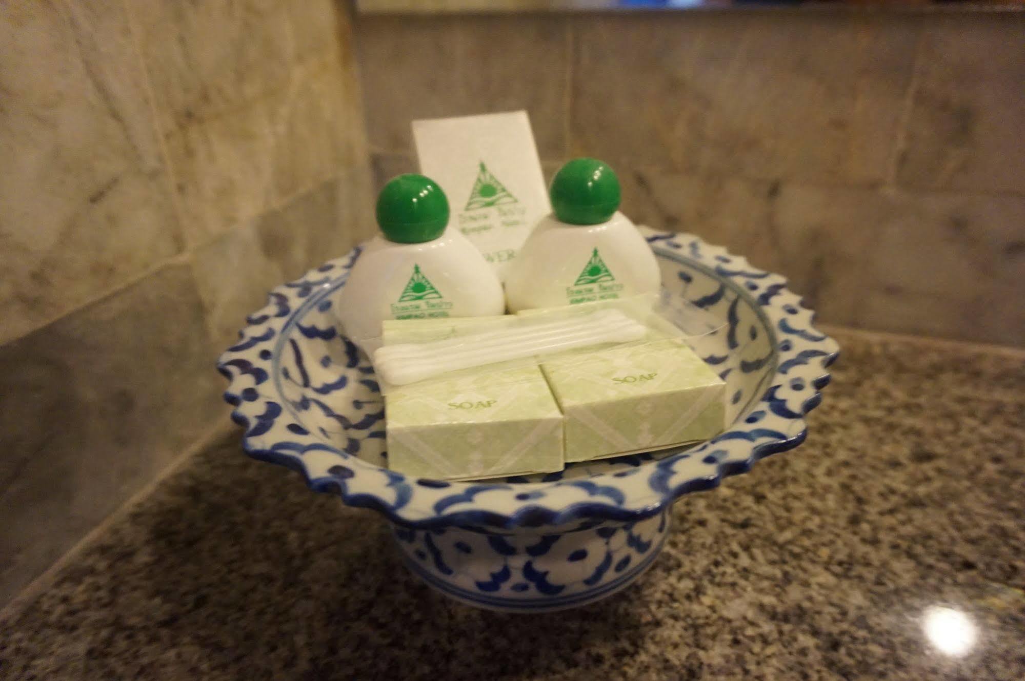 Rimpao Hotel Kalasin Esterno foto